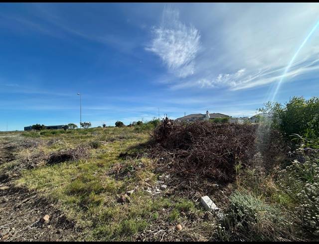 358M² VACANT LAND FOR SALE IN FOUNTAINS ESTATE
